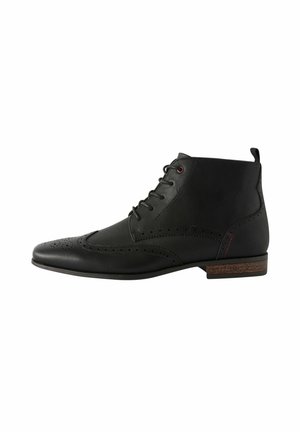 BROGUE CHUKKA - REGULAR FIT - Nauhalliset nilkkurit - black