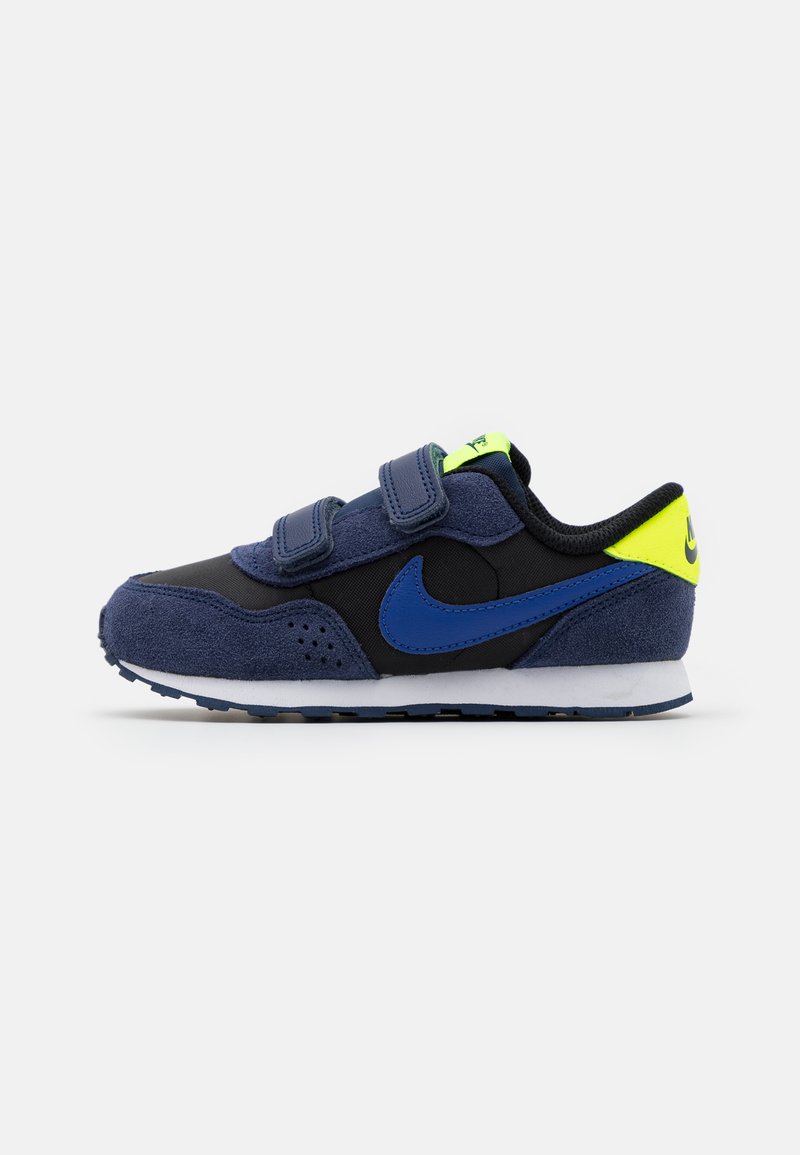 valiant unisex nike