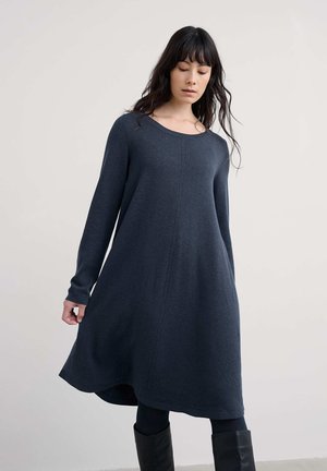 POLTREEN - Dzsörzéruha - navy/maritime