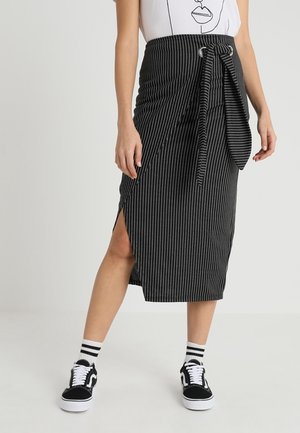 Pencil skirt - white