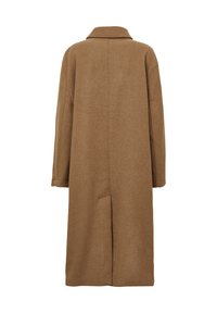 Langer brauner Wollmantel mit einem Kragen, Seitentaschen und geradem Schnitt. Verfügt über eine Mittelnaht hinten und einen Schlitz am Saum.