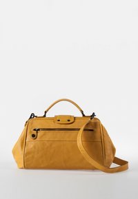 Aunts & Uncles MRS CUSTARD PIE - Handtas - satin brass