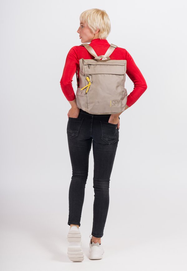 Tagesrucksack - sand