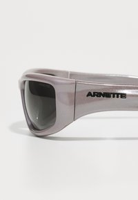 Arnette ZYME - Lunettes de soleil - metallic silver-coloured