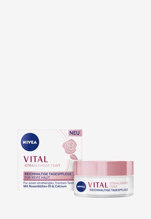 VITAL RADIANT TEINT MOISTURISING CARE - Dagcrème - -