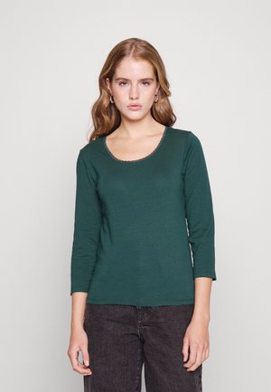 Vero Moda Petite VMDANIMAXI O-NECK - Camisola de manga comprida - pondarosa pine