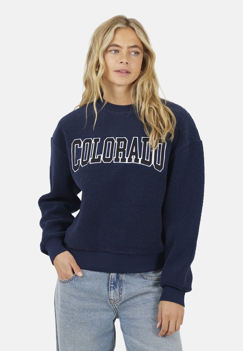 Navyblauwe sweatshirt van gestructureerde fleece, voorzien van "COLORADO" in witte letters op de voorkant, met ribgebreide manchetten en onderzoom.