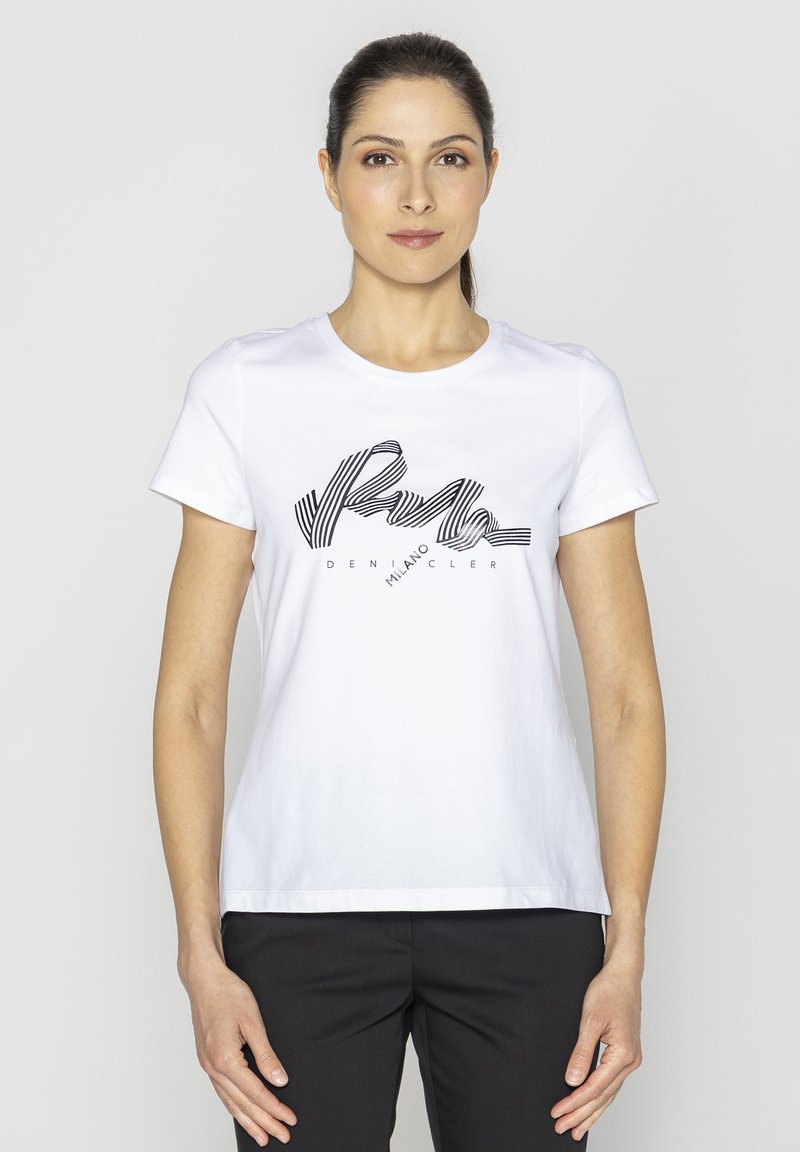 Biała bawełniana koszulka z krótkim rękawem, z okrągłym dekoltem, zdobiona czarnym, paskowym wzorem graficznym z napisem "Denim Milano" na środku.