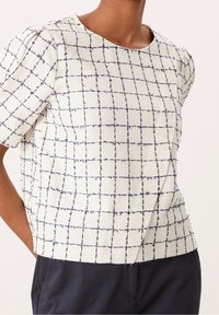 s.Oliver BLACK LABEL Camicetta - off-white
