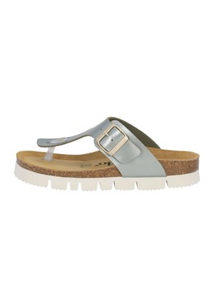 Lyseblå læder flip-flop sandal med en korkfodbed, hvid tekstureret sål og sølvfarvet justerbar spændesr.