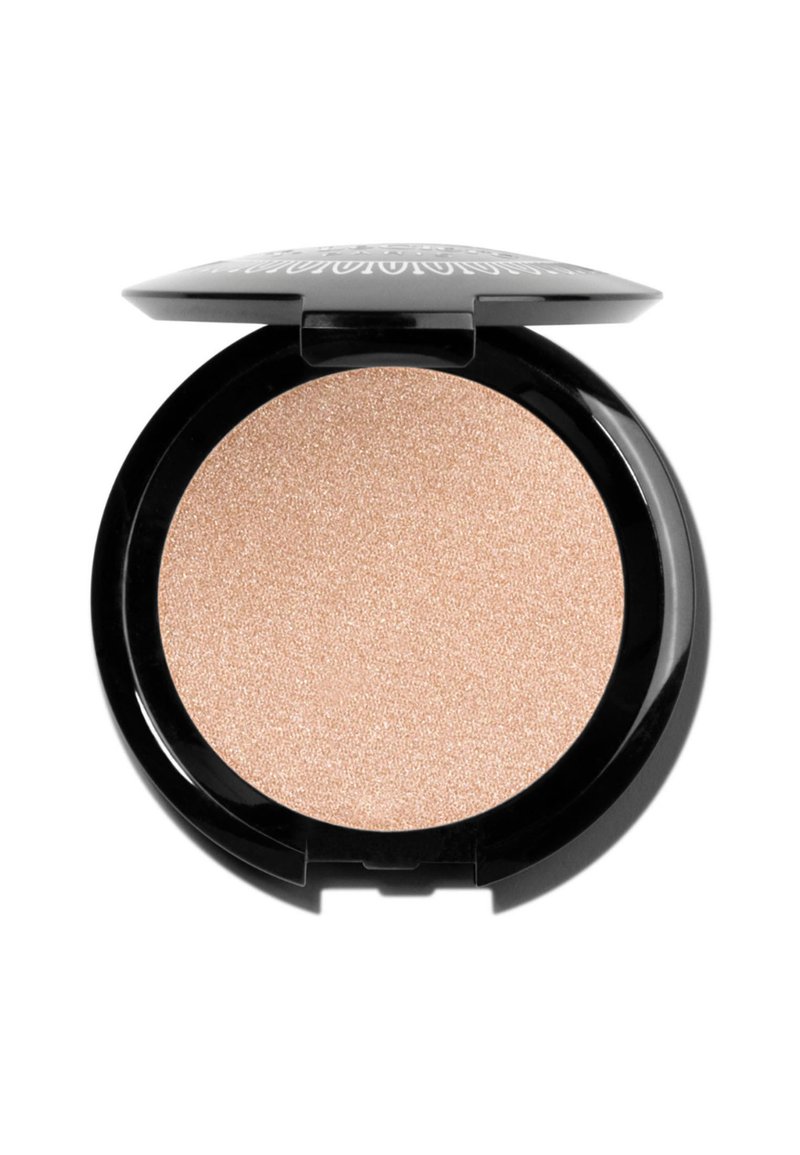 Kompakter Puder-Highlighter in einer runden schwarzen Dose, mit einem schimmernden, hellen Pfirsichton und einer glatten, reflektierenden Textur.