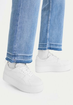 BADURA, - Sneakersy niskie