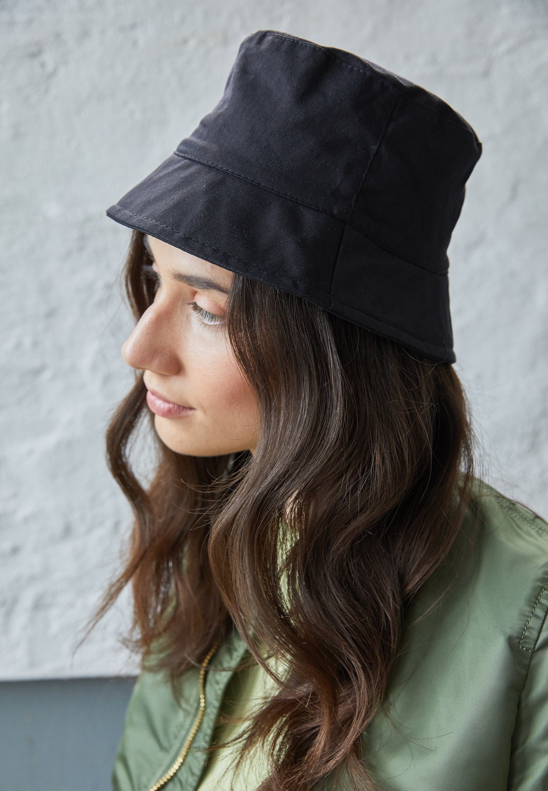 Pieces PCNABBI BUCKET HAT - Hat - black 