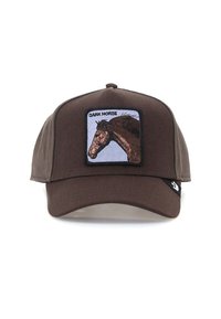 Cappello marrone con visiera piatta e una toppa quadrata ricamata che presenta un design di un cavallo. Testo "DARK HORSE" sopra l'illustrazione del cavallo.