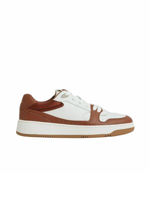 REGULAR FIT - ASTOR PANELLED - Matalavartiset tennarit - white tan