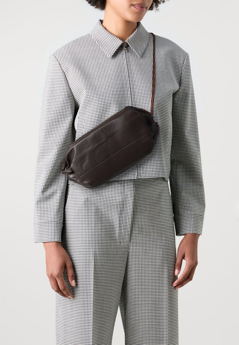 Marimekko KARLA - Taška cez plece - brown/dark brown