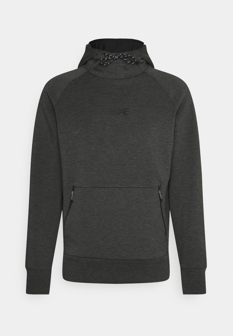 Sweat à capuche gris foncé avec poche kangourou à l'avant, capuche ajustable avec cordon de serrage, et logo AE discret sur la poitrine.