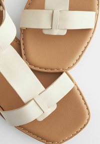 Next FOREVER COMFORT REGULAR WIDE FIT - Sandaalit nilkkaremmillä - bone