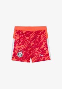 Unausgewählt, glowing red-silver mist