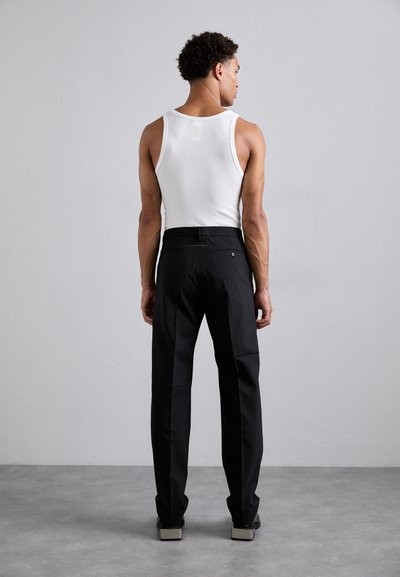 MM6 Maison Margiela PANTS - Kelnės - black