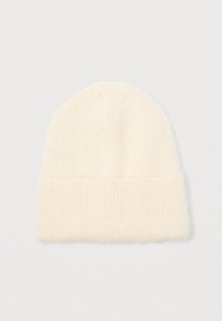 FUZZY BEANIE - Lue - white