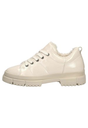 Zapatillas de deporte de charol blanco con forro de piel, puntera redonda, cierre de cordones con seis ojales y suela de goma resistente. Superficie lisa con costuras sutiles.