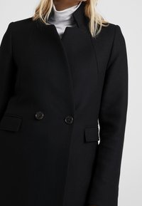IVY OAK Klassisk frakke - black