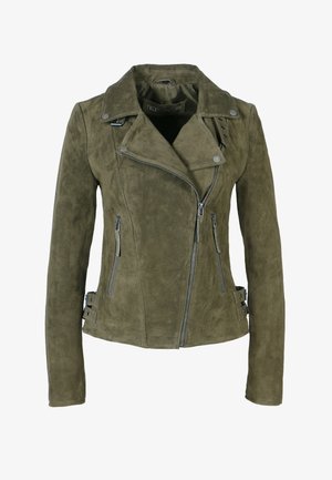 Chaqueta de ante verde oliva con cremallera asimétrica, detalles de botones a presión y bolsillos laterales. Presenta una textura suave y un diseño ajustado.