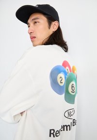 Manastash CITEE POOL - Sweatshirt - white