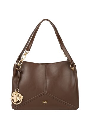 Bruine leren handtas met een gestructureerd ontwerp, voorzien van een geometrische voorkant, gouden sierdelen en een afneembare logohanger.