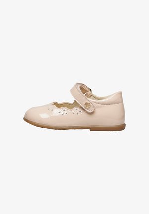 Zapatos Mary Jane, de charol rosa claro, diseño con ondas, acentos plateados, correa ajustable con botón, suela de goma plana.