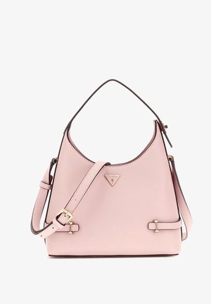 Sac à main en cuir rose avec une silhouette arrondie, des accents en matériel doré et une bandoulière ajustable. Présente un détail de logo triangulaire.