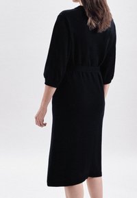 Seidensticker Stickad klänning - dark blue