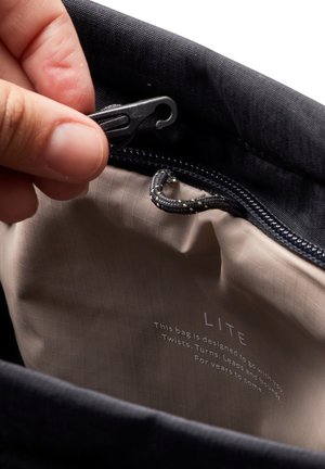 Bellroy Tagesrucksack - black