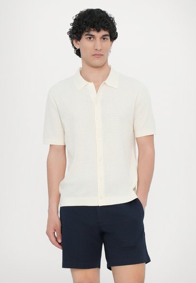 Theory CAIRN SHIRT - Button down-skjorte - eggshell