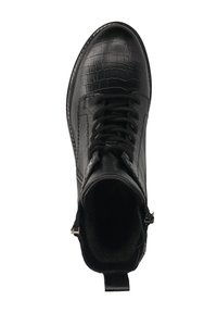 Schwarze Knöchelstiefel mit Krokodilprägung, runder Zehenpartie, Schnürung vorne und seitlichem Reißverschluss. Weiches Innenfutter und robuste Außensohle.
