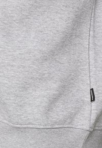Jack & Jones PREMIUM JPRBLAHARVEY CREW NECK UNISEX - Melegítőfelső - light grey melange