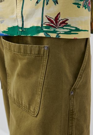 United Colors of Benetton, Shorts - green