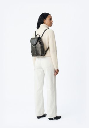 Calvin Klein EMBLEM MINI BACKPACK - Dnevni ruksak - black