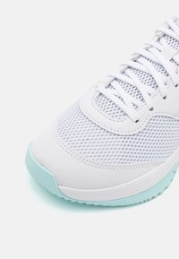 Puma VARION II - Obuća za odbojku - white/light aqua