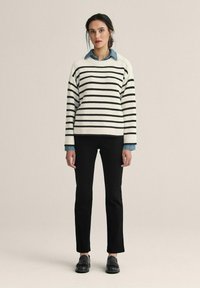 Newhouse RANDIG TRÖJA ELLY - Neule - svart