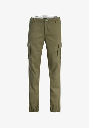 Pantalon cargo vert olive avec fermeture à boutons, passants de ceinture, poches latérales à rabat, coutures aux genoux et chevilles élastiquées.