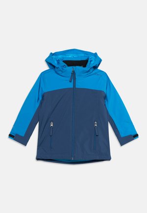 Veste à capuche bleue pour enfants avec une fermeture éclair frontale, deux poches zippées et des poignets réglables aux manches sur fond blanc.