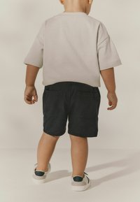 Next PULL ON - REGULAR FIT - Short - washed black