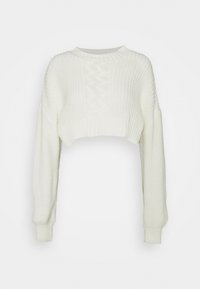 Weißer, verkürzter Pullover mit langen Ärmeln, strukturiertem Strickmuster, rundem Ausschnitt und gerippten Bündchen. Verfügt über ein zentrales Zopfmuster.