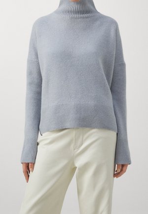 Sweter