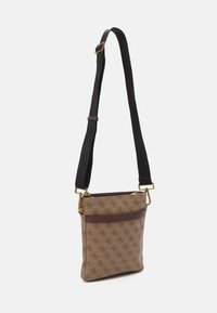 Guess VEZZOLA UNISEX - Axelremsväska - beige/brown