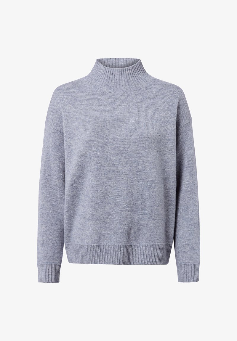 Pull tricot gris clair avec un col haut à côtes, coupe ample, épaules basses et poignets et ourlet côtelés. Texture douce, design décontracté.