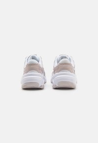Nike Sportswear AL8 - Tenisice - platinum violet/white/metallic silver