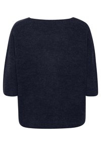 Dunkelblaues oversized Pullover mit weitem Halsausschnitt, Dreiviertelärmeln und weichem Strickmaterial. Einfaches, minimalistisches Design ohne Muster.